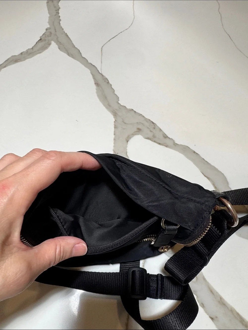 lululemon athletica 🍋🍋Black Crossbody Festival Purse size small - Picture 12 of 12